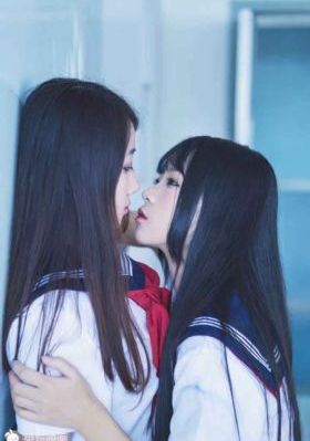 台湾三级情趣内衣秀32_DVD免费观看电视剧
